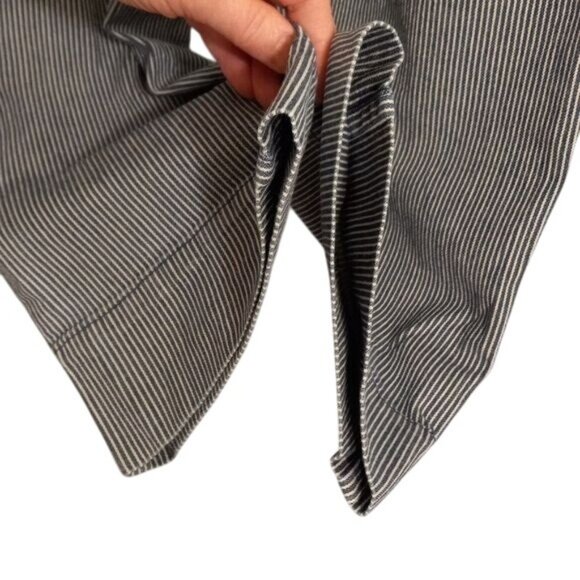 Chicos Size 1 Medium Capri Jeans Denim Blue White Striped Lightweight Stylish - Picture 6 of 14